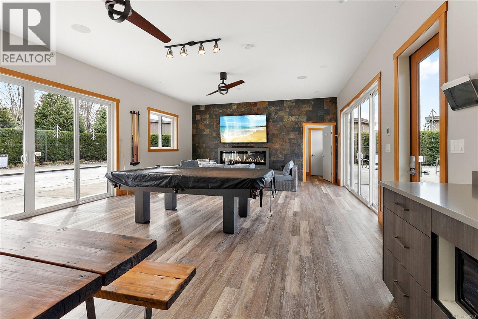  9327 Lake Trail Place, Lake Cowichan