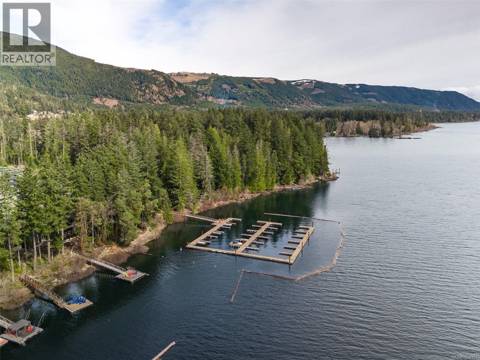 9327 Lake Trail Place, Lake Cowichan