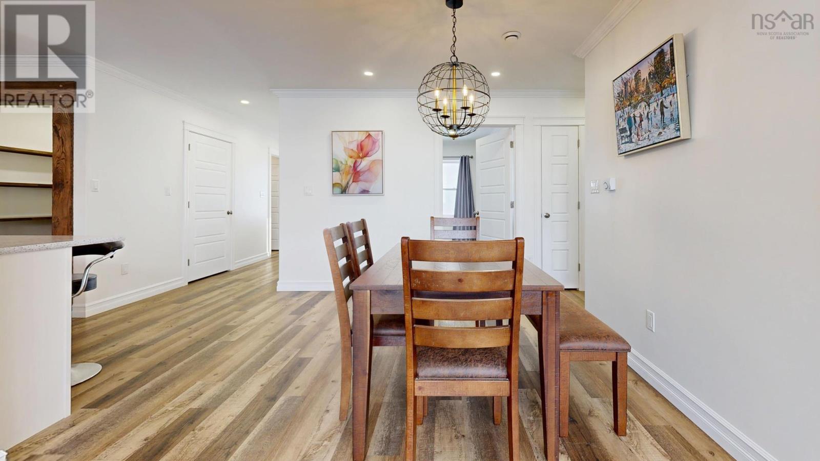 Property 11 of 42 of 6672 Highway 1