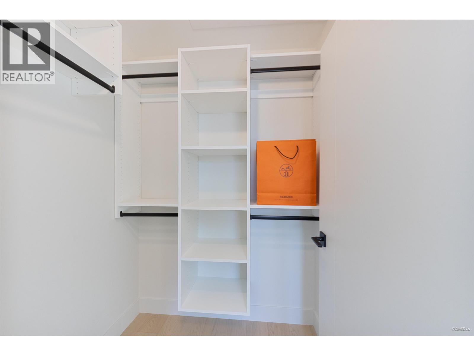 103 1406 E 18TH AVENUE, Vancouver