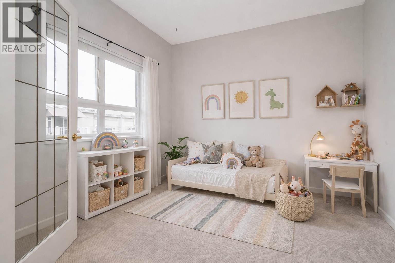 #305-4728 53 Street, Delta