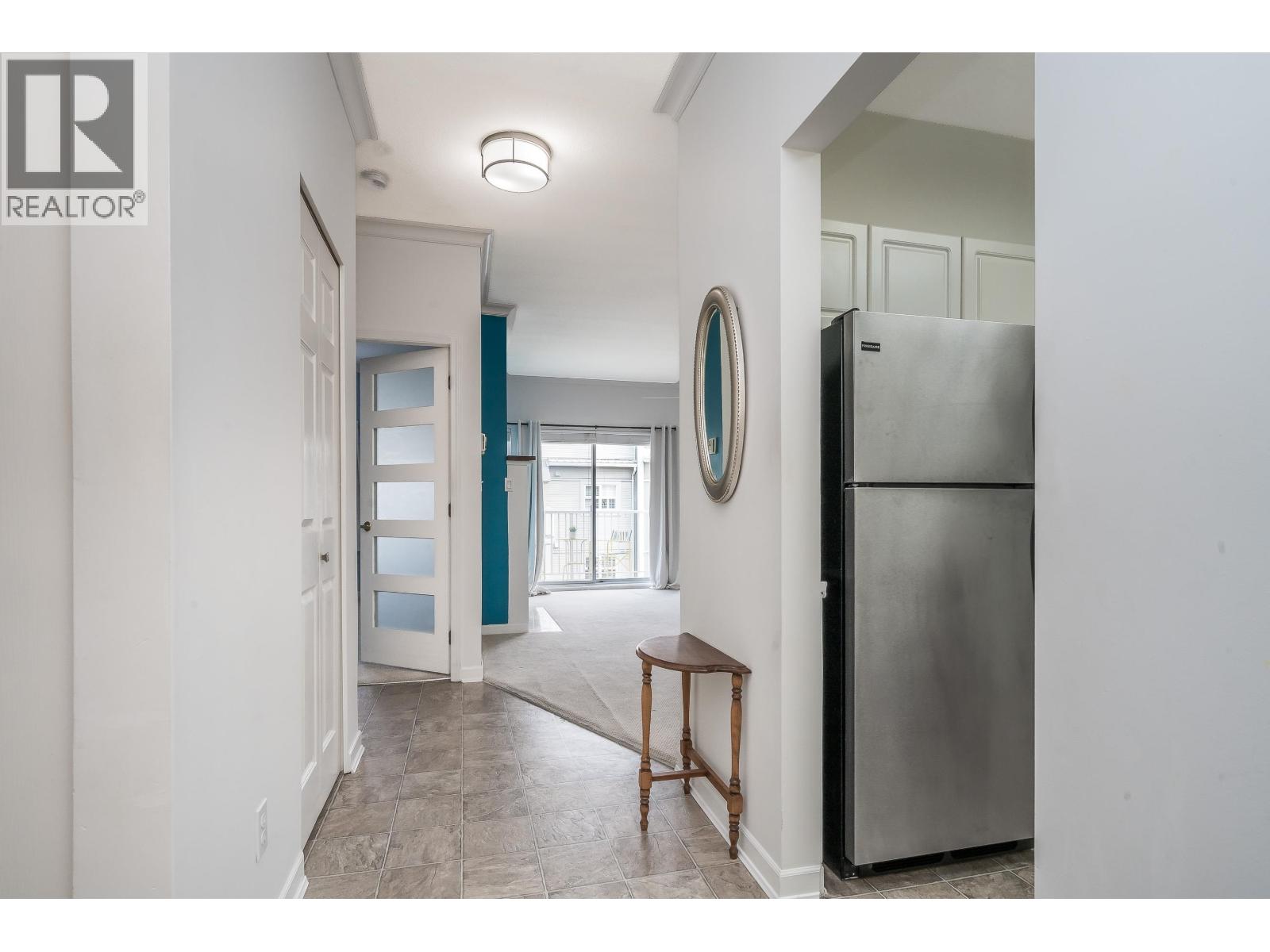 #305-4728 53 Street, Delta