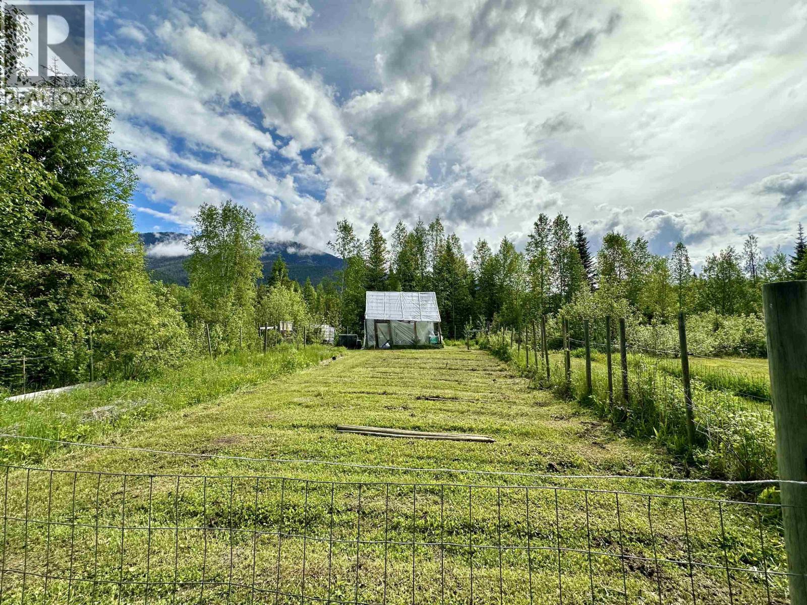 40095 UPPER FRASER ROAD - 30