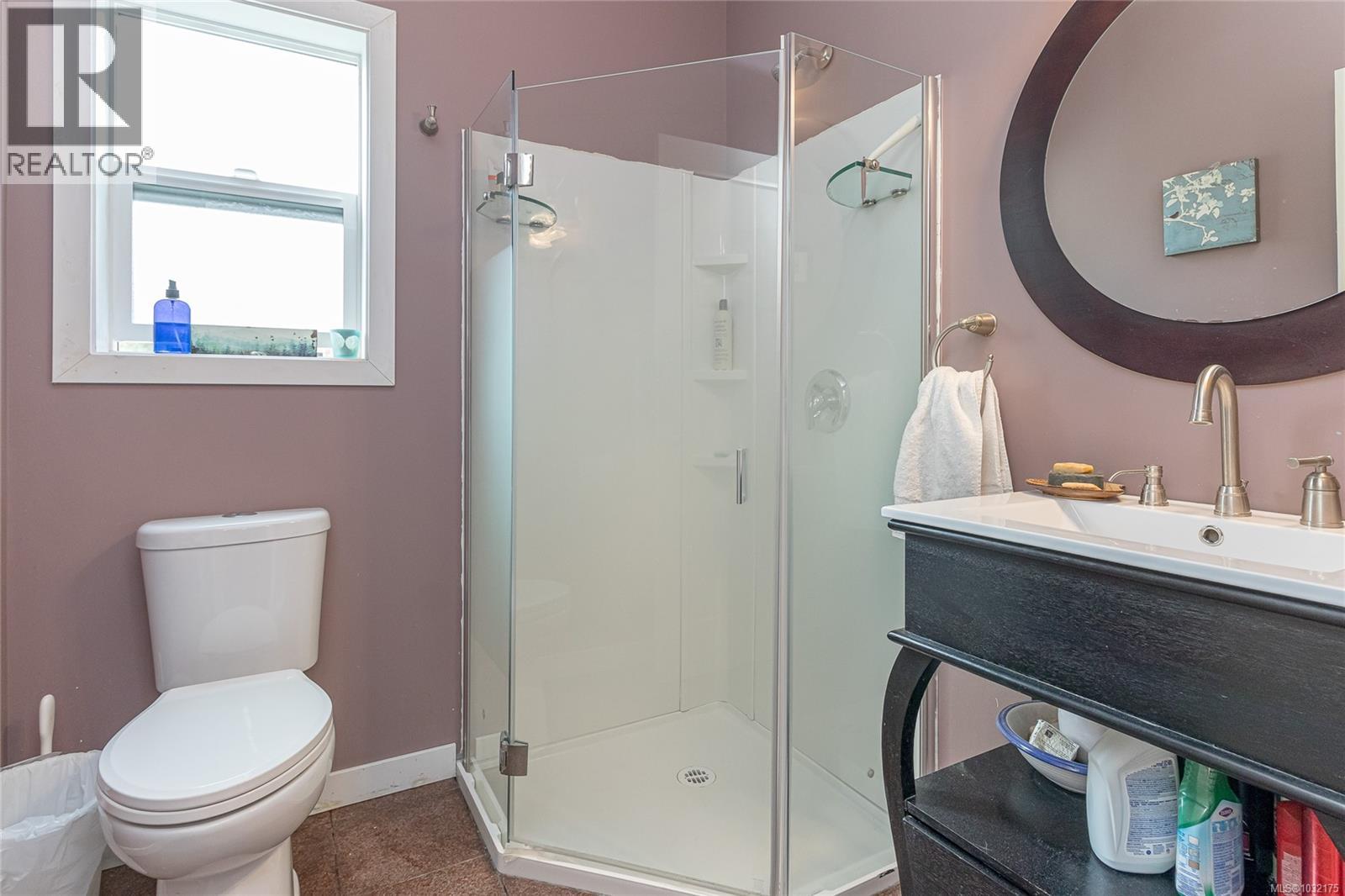 2835 OLYMPIC RD - 22