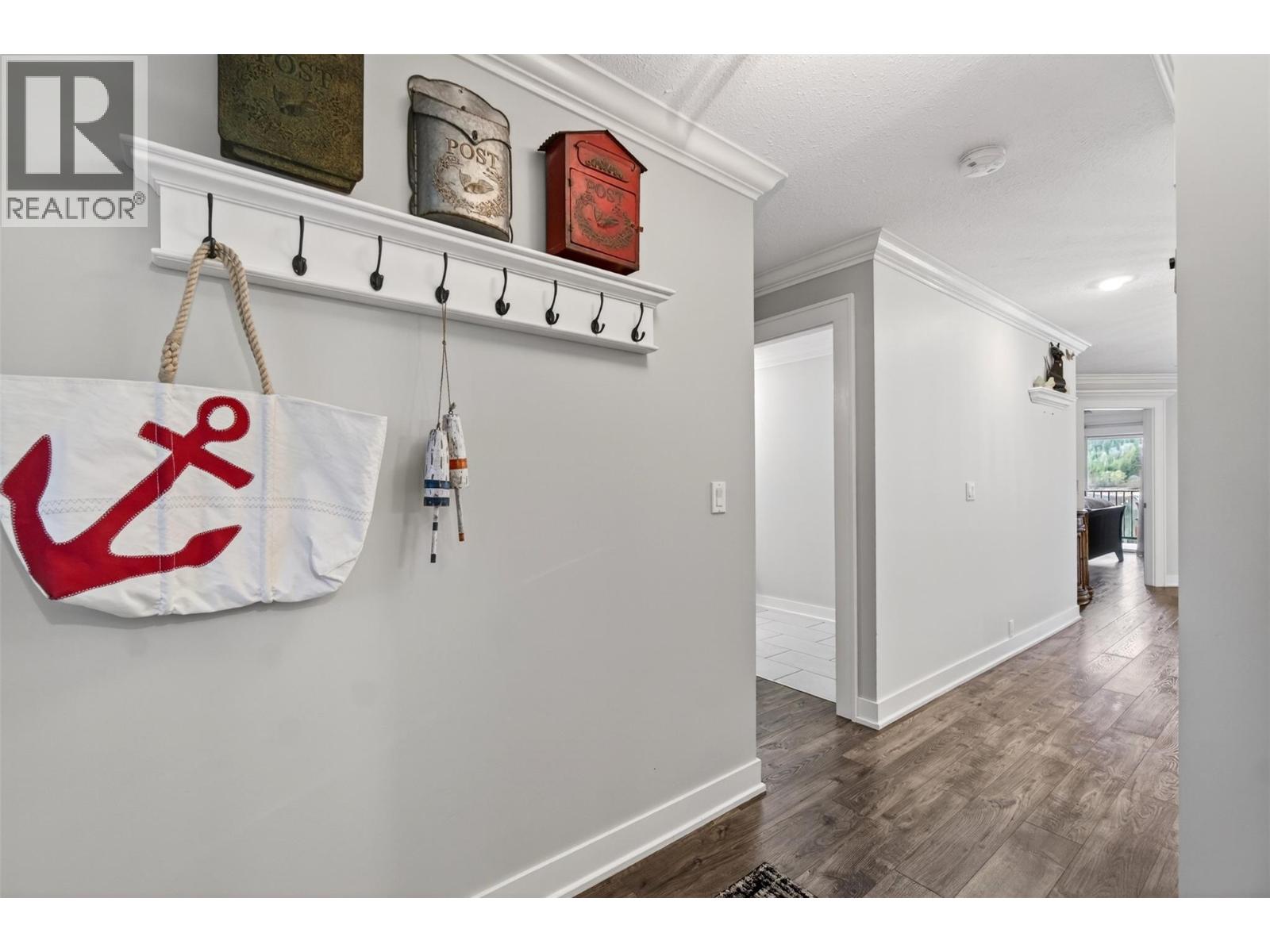 #8 100 ARCHIBALD STREET - 5