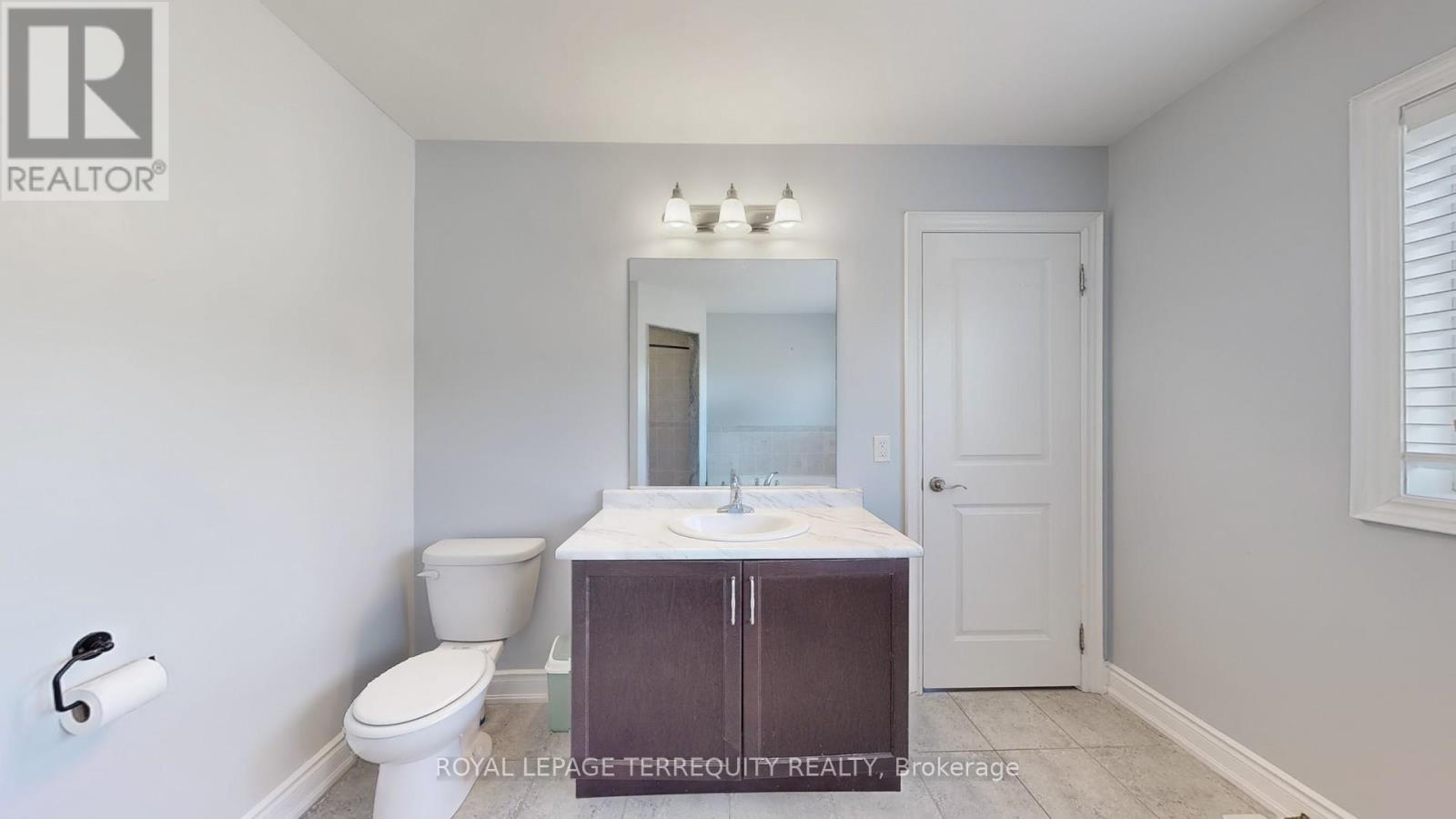 28 RICHMOND PARK DRIVE - 30