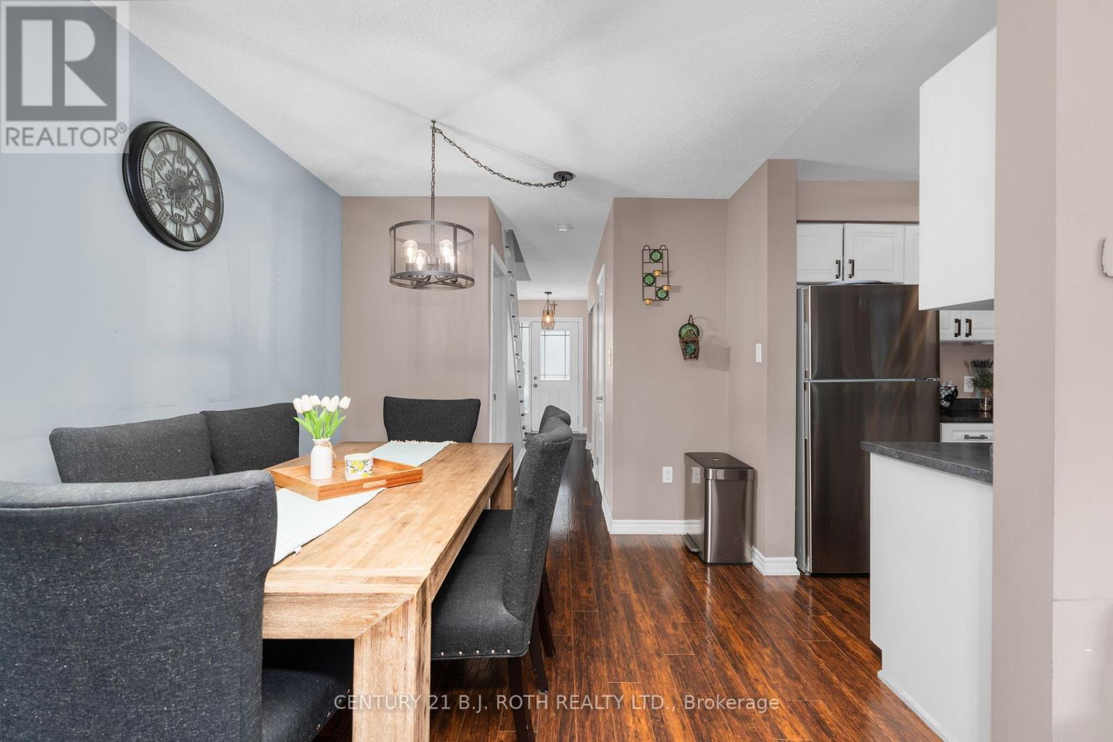 221 HARVIE ROAD - 10