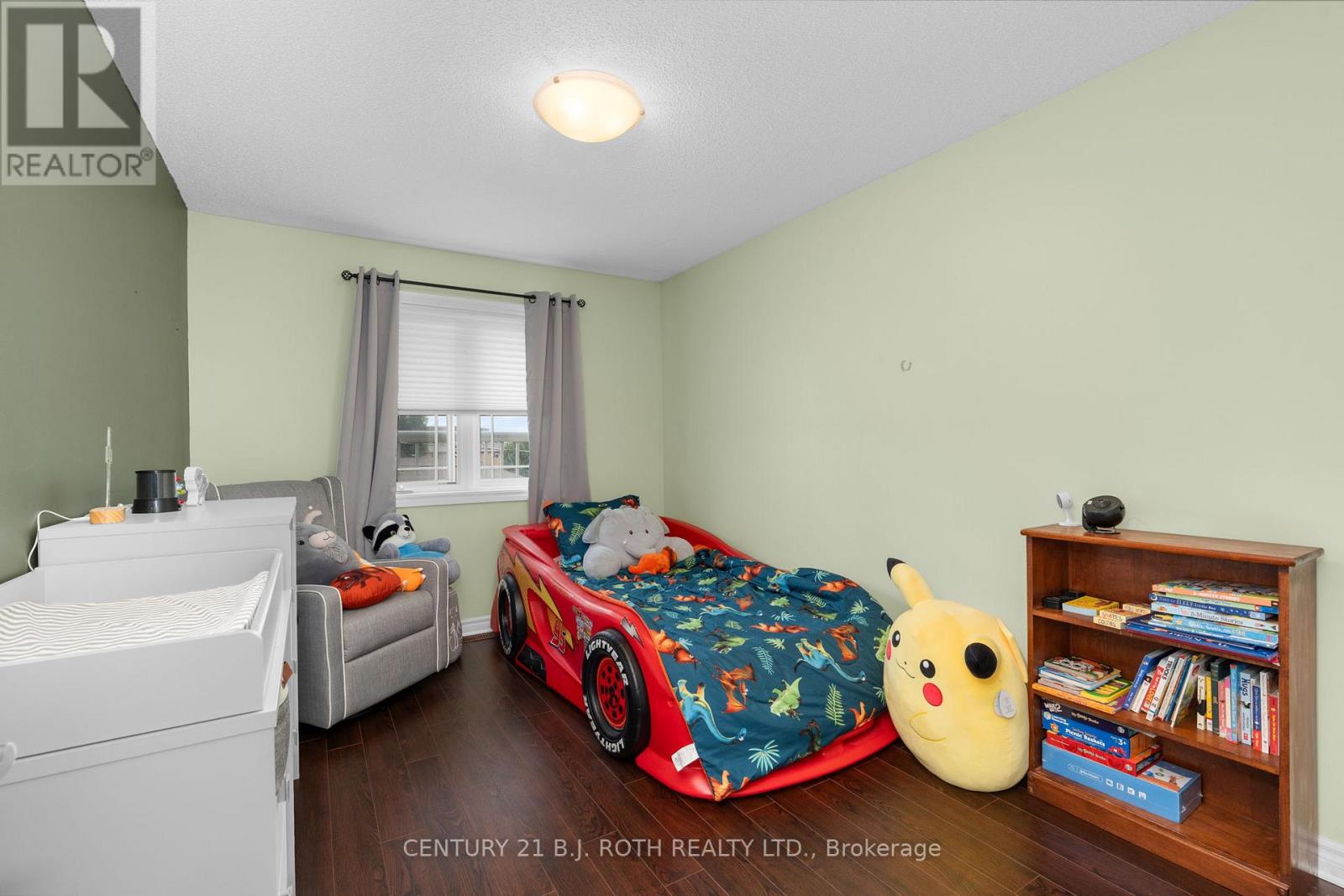221 HARVIE ROAD - 19