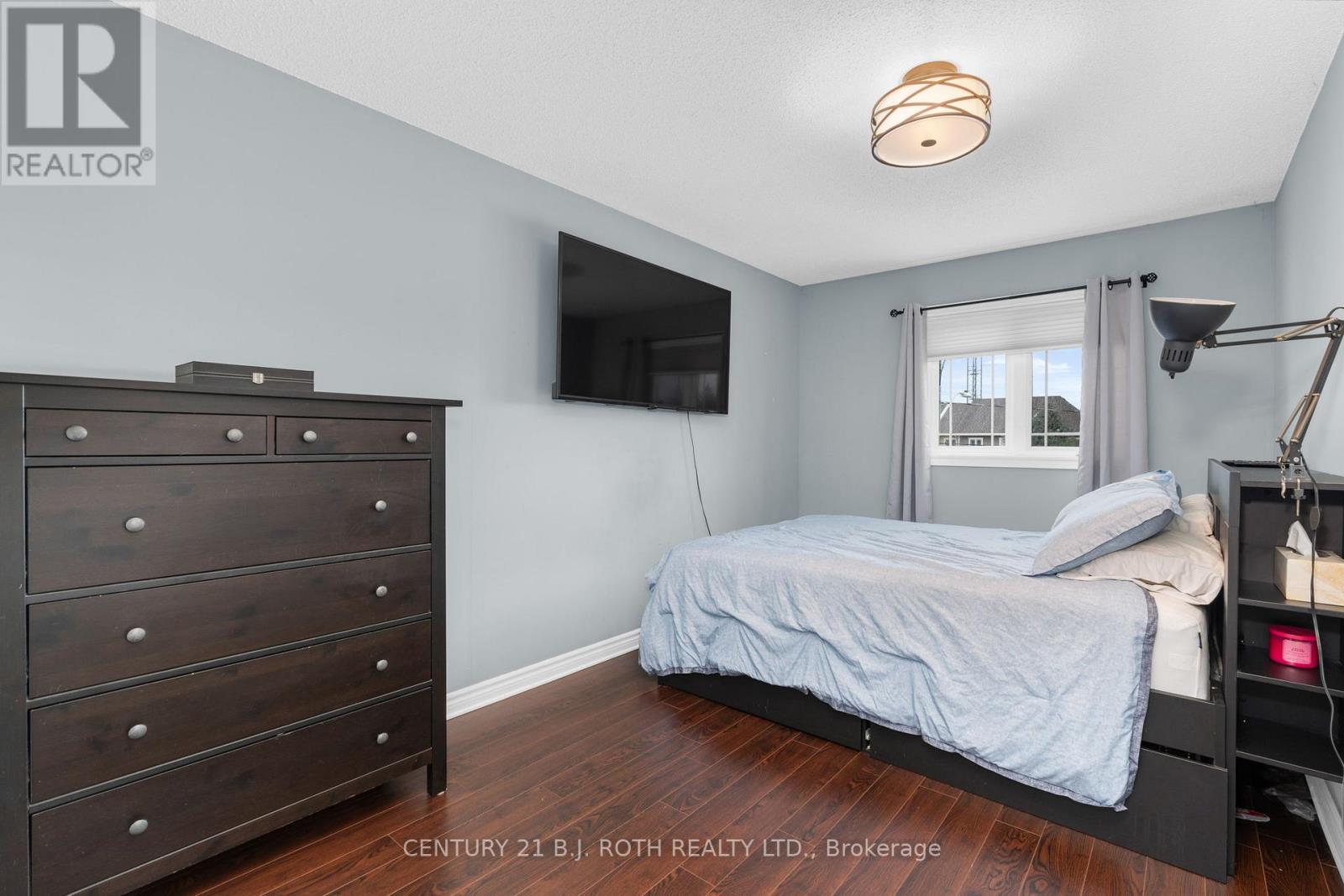 221 HARVIE ROAD - 23
