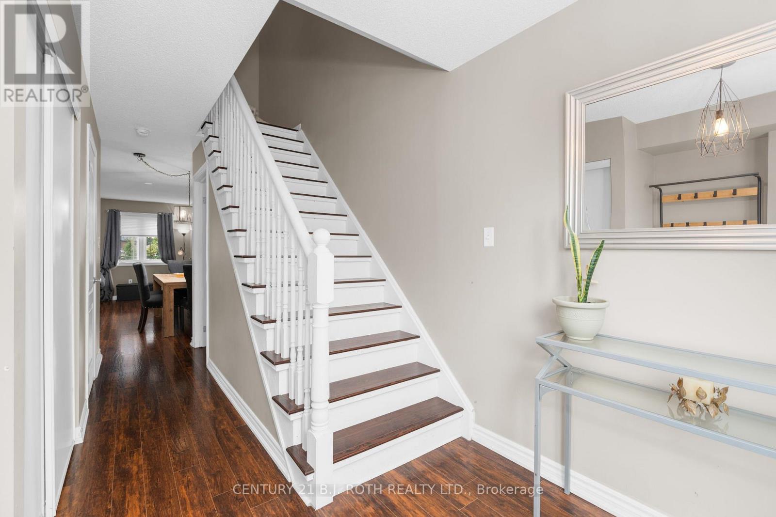 221 HARVIE ROAD - 7