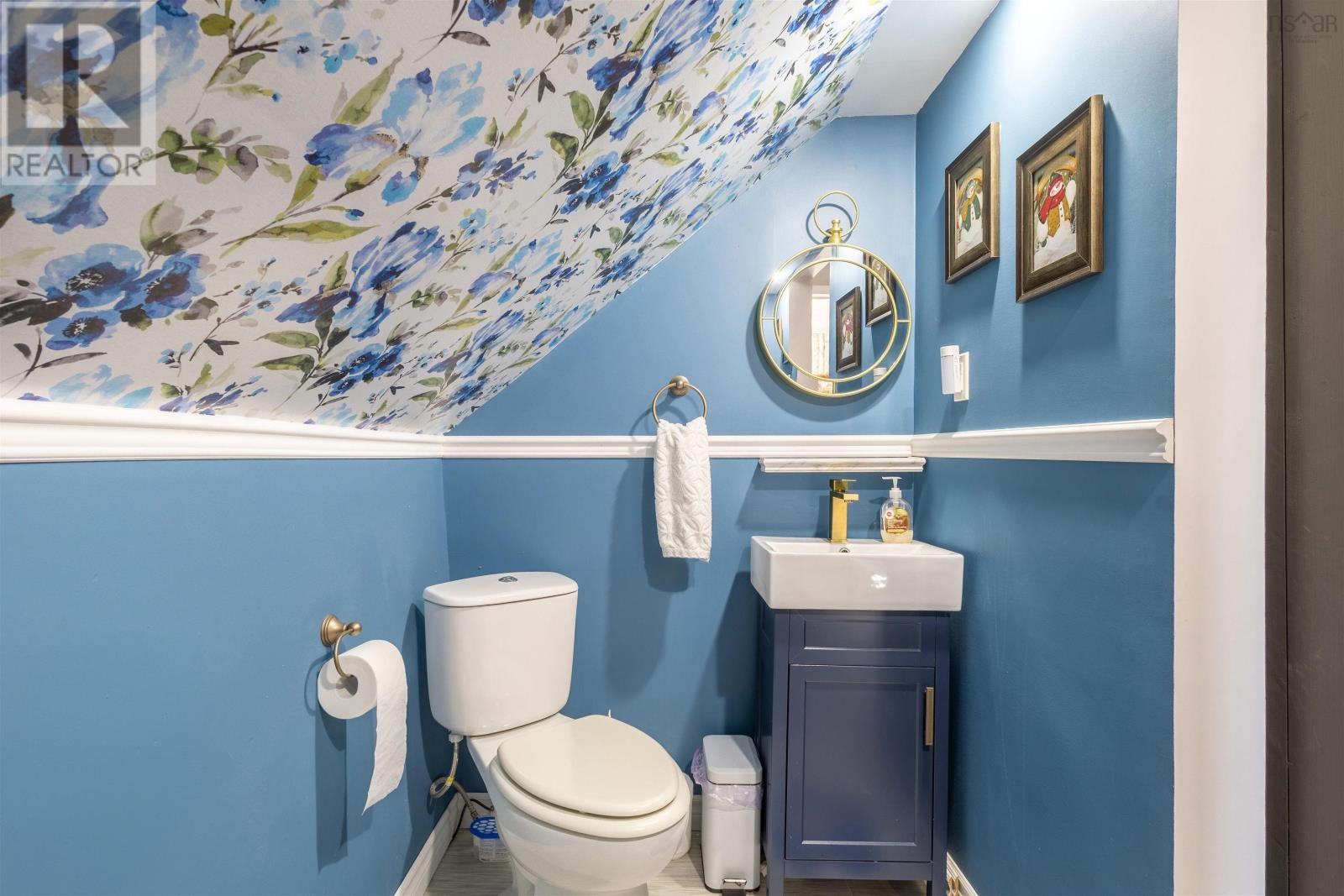 Property 17 of 36 of 1785 West Big Intervale Road