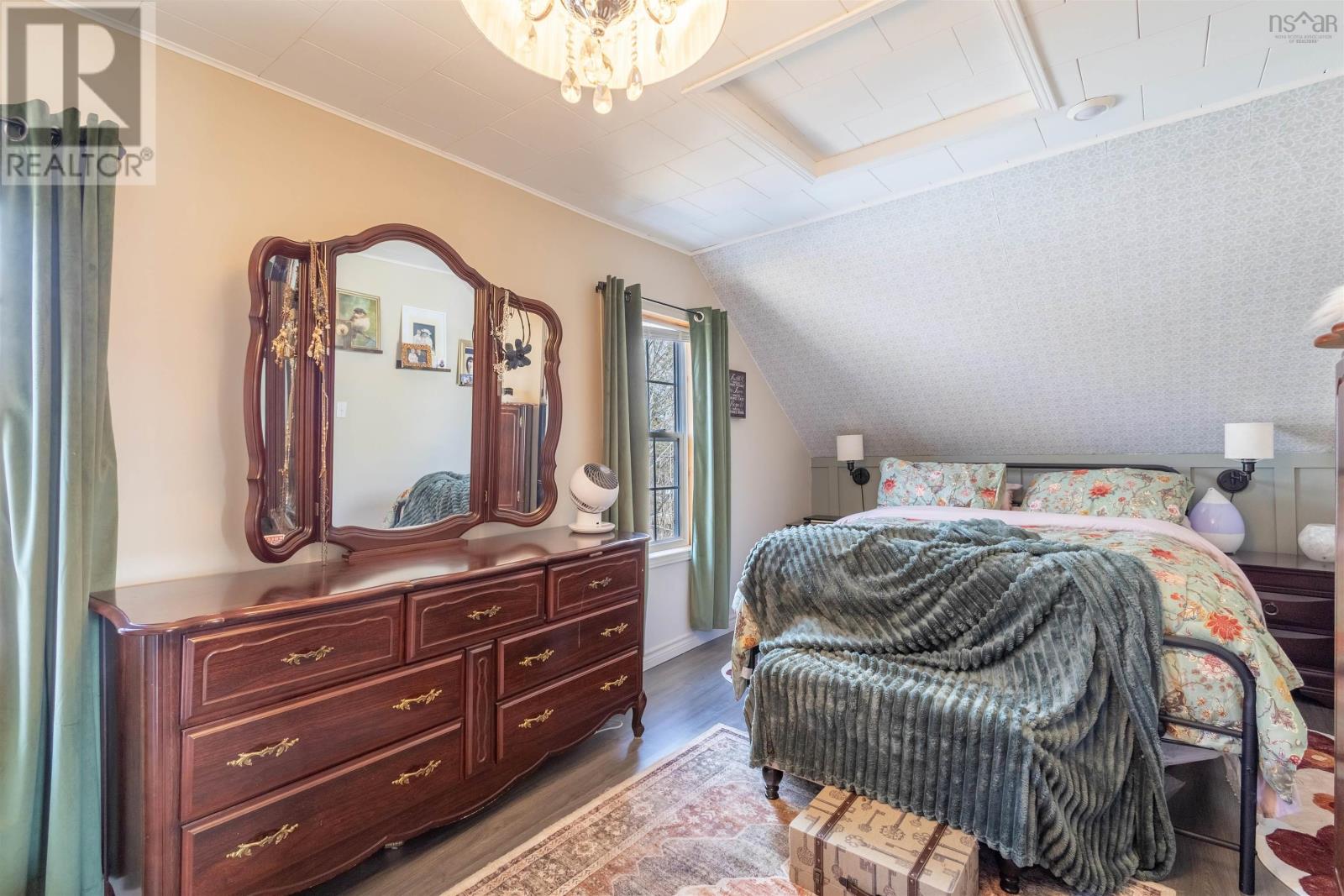 Property 16 of 36 of 1785 West Big Intervale Road