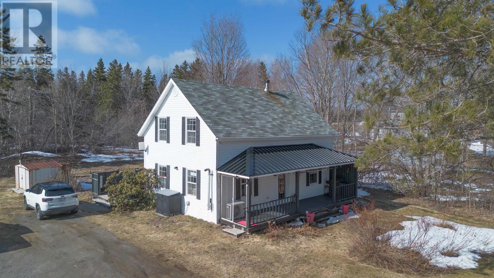 Property 27 of 36 of 1785 West Big Intervale Road