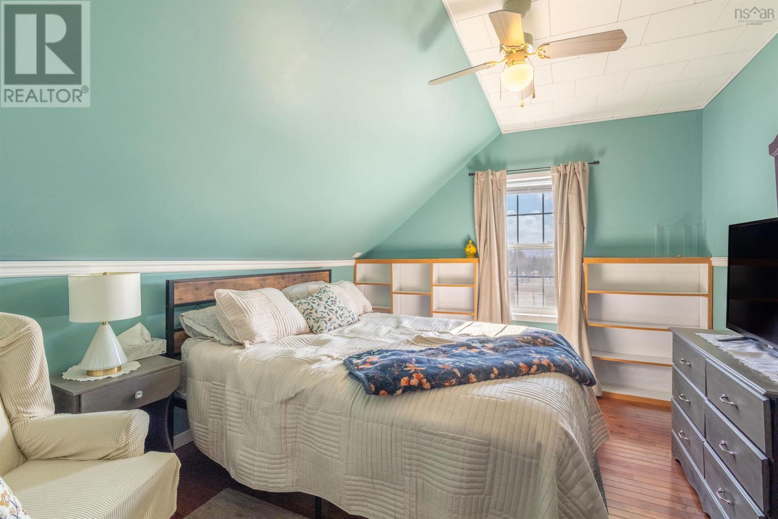 Property 20 of 36 of 1785 West Big Intervale Road