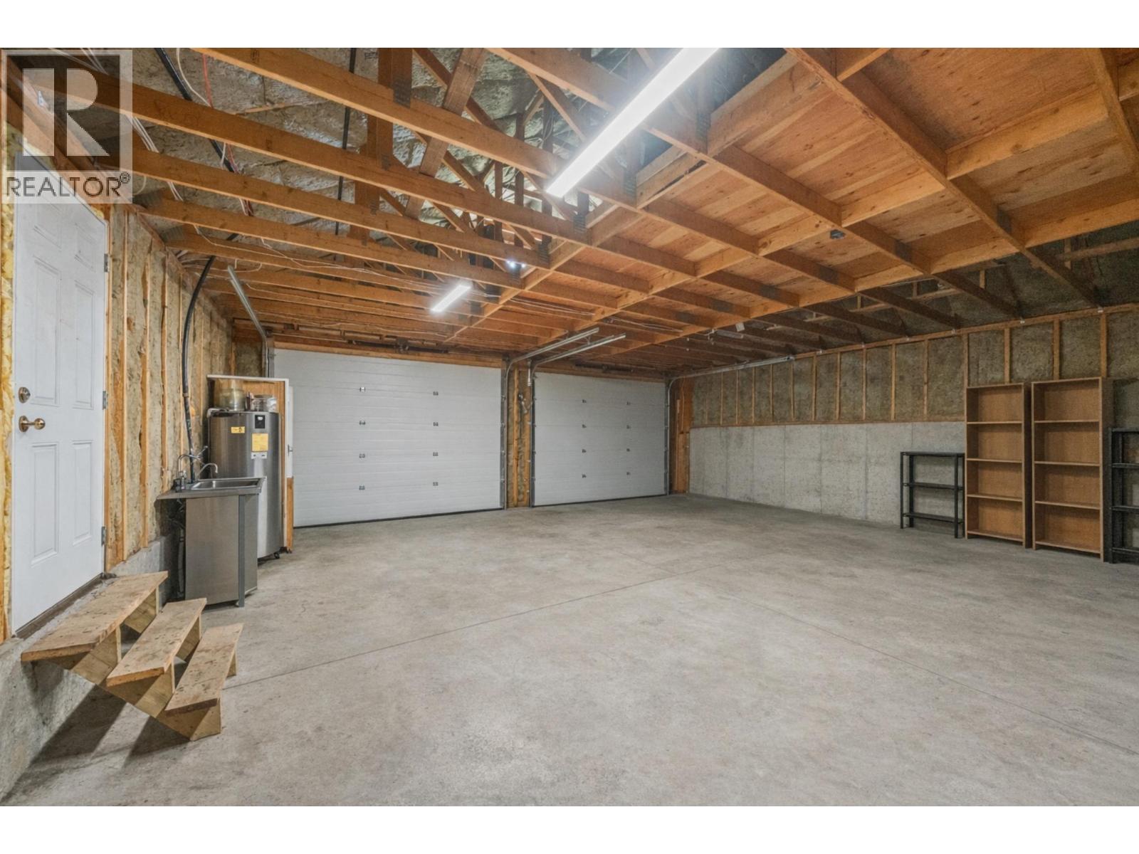 3071 CEDAR DRIVE - 11