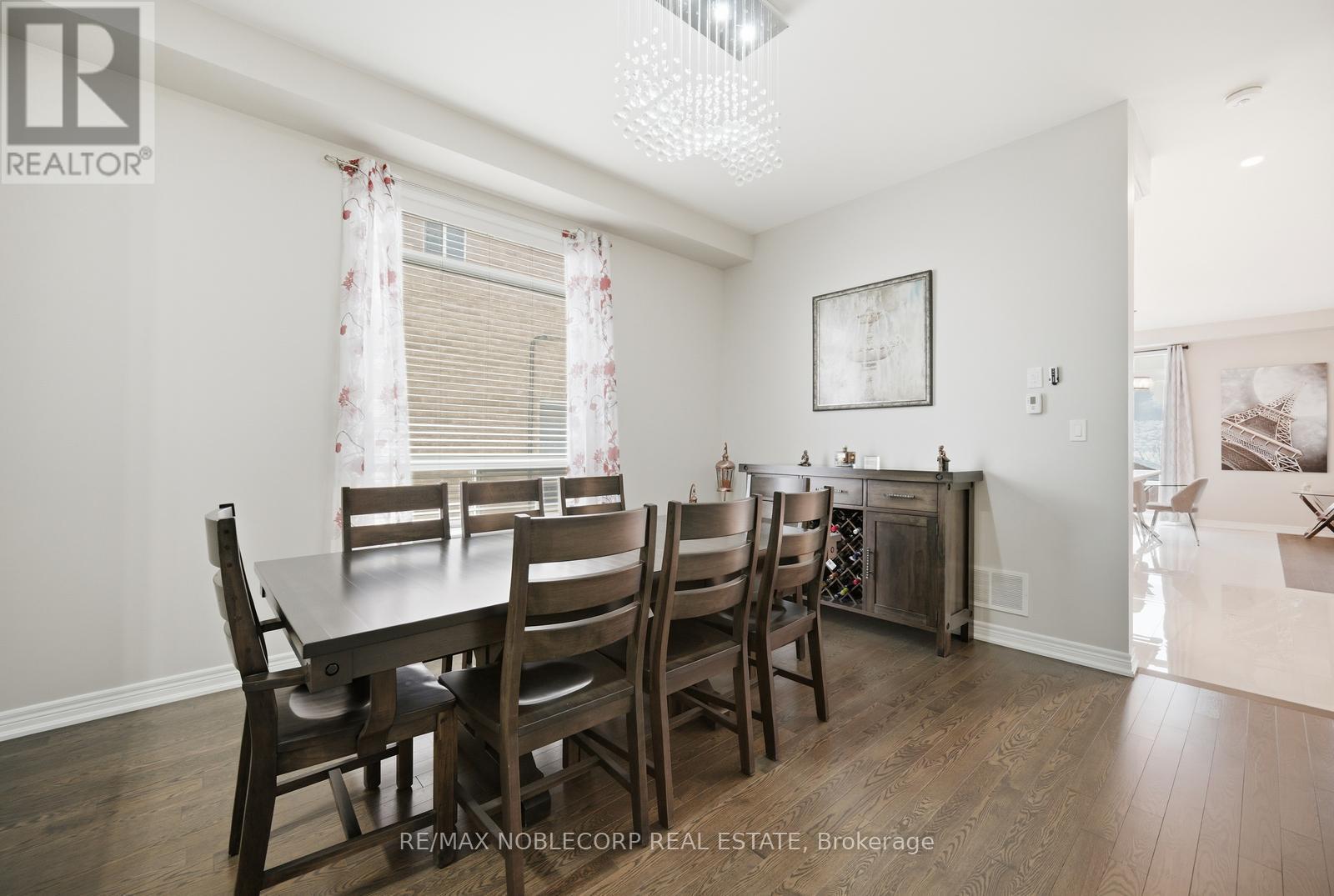 40 PIERCE PLACE - 8
