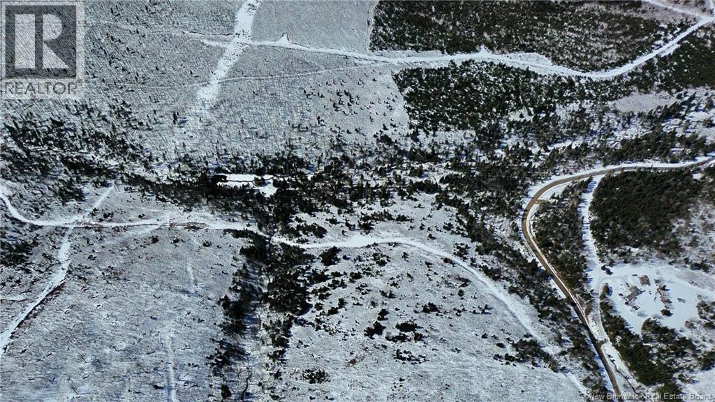 LAND Kintore Tower Road — photo 4