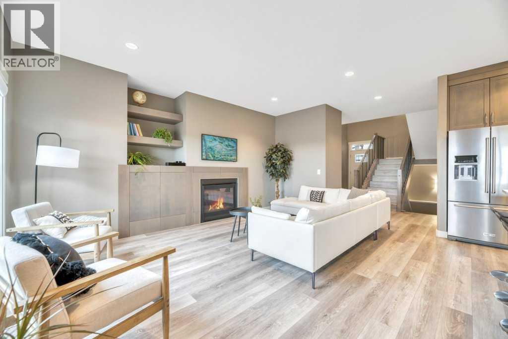 261 WILDROSE DRIVE - 20
