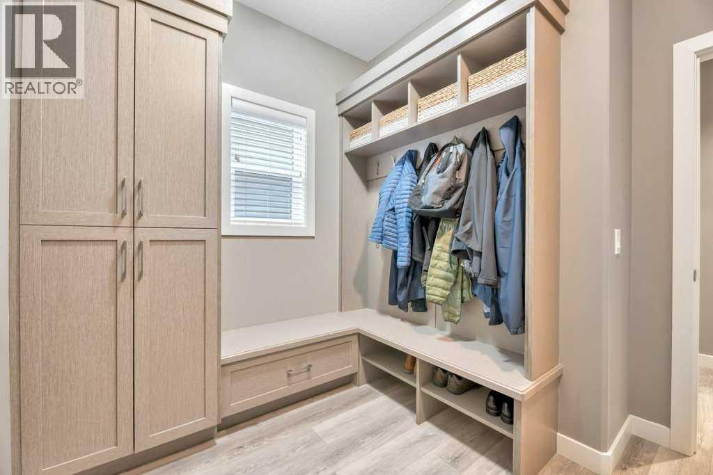 261 WILDROSE DRIVE - 31