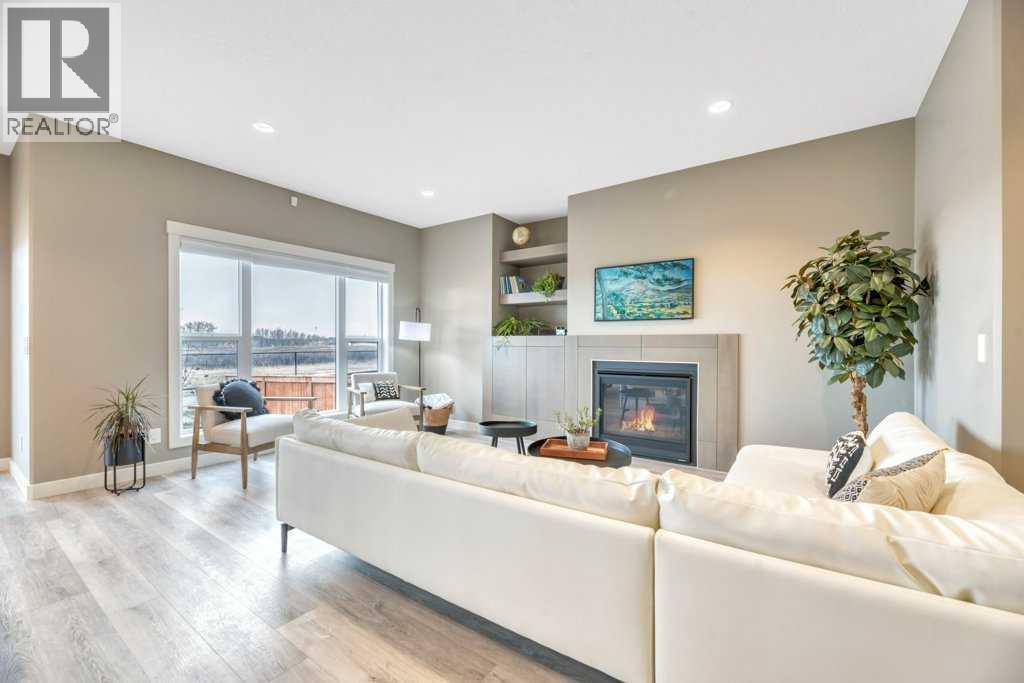 261 WILDROSE DRIVE - 19