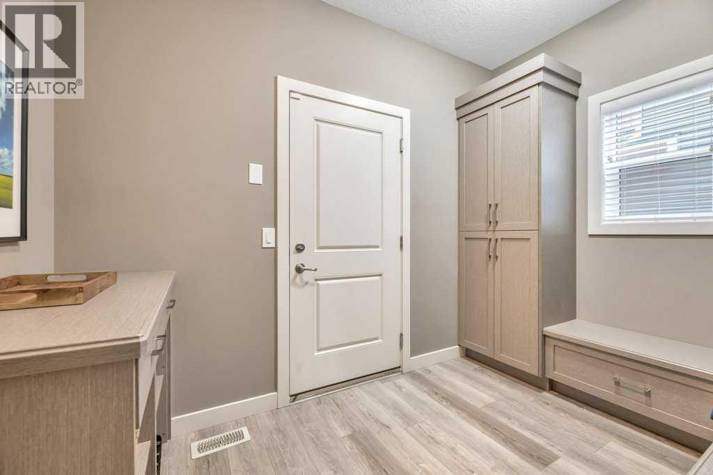 261 WILDROSE DRIVE - 30