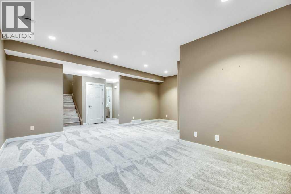 261 WILDROSE DRIVE - 45