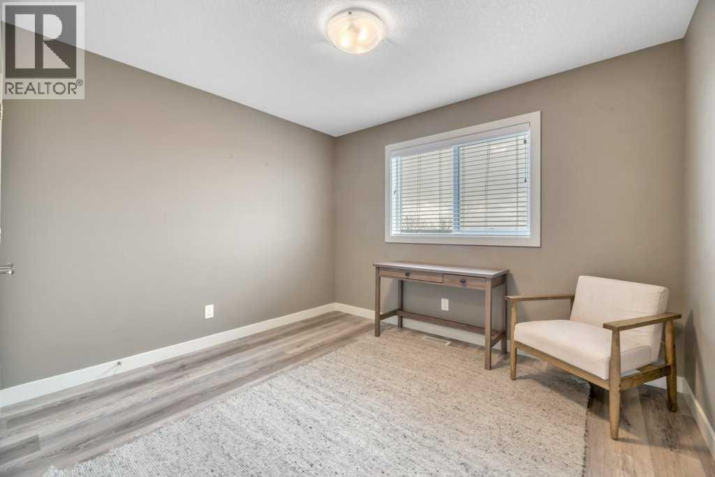 261 WILDROSE DRIVE - 41