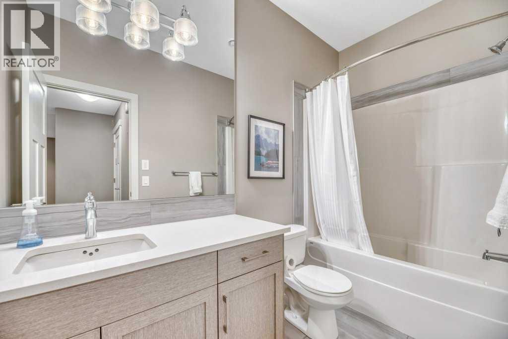 261 WILDROSE DRIVE - 48