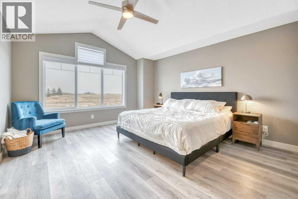 261 WILDROSE DRIVE - 36