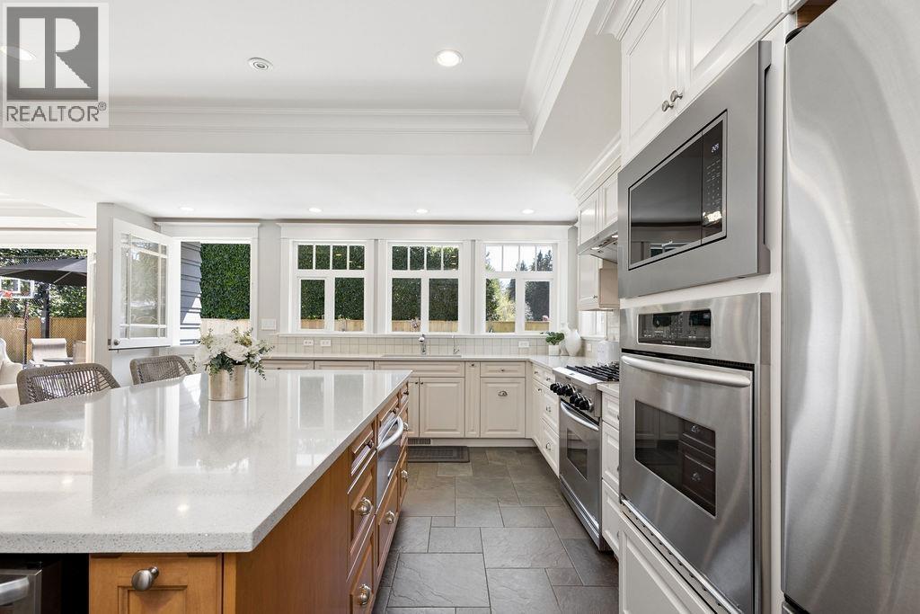 991 HAMPSHIRE ROAD, North Vancouver