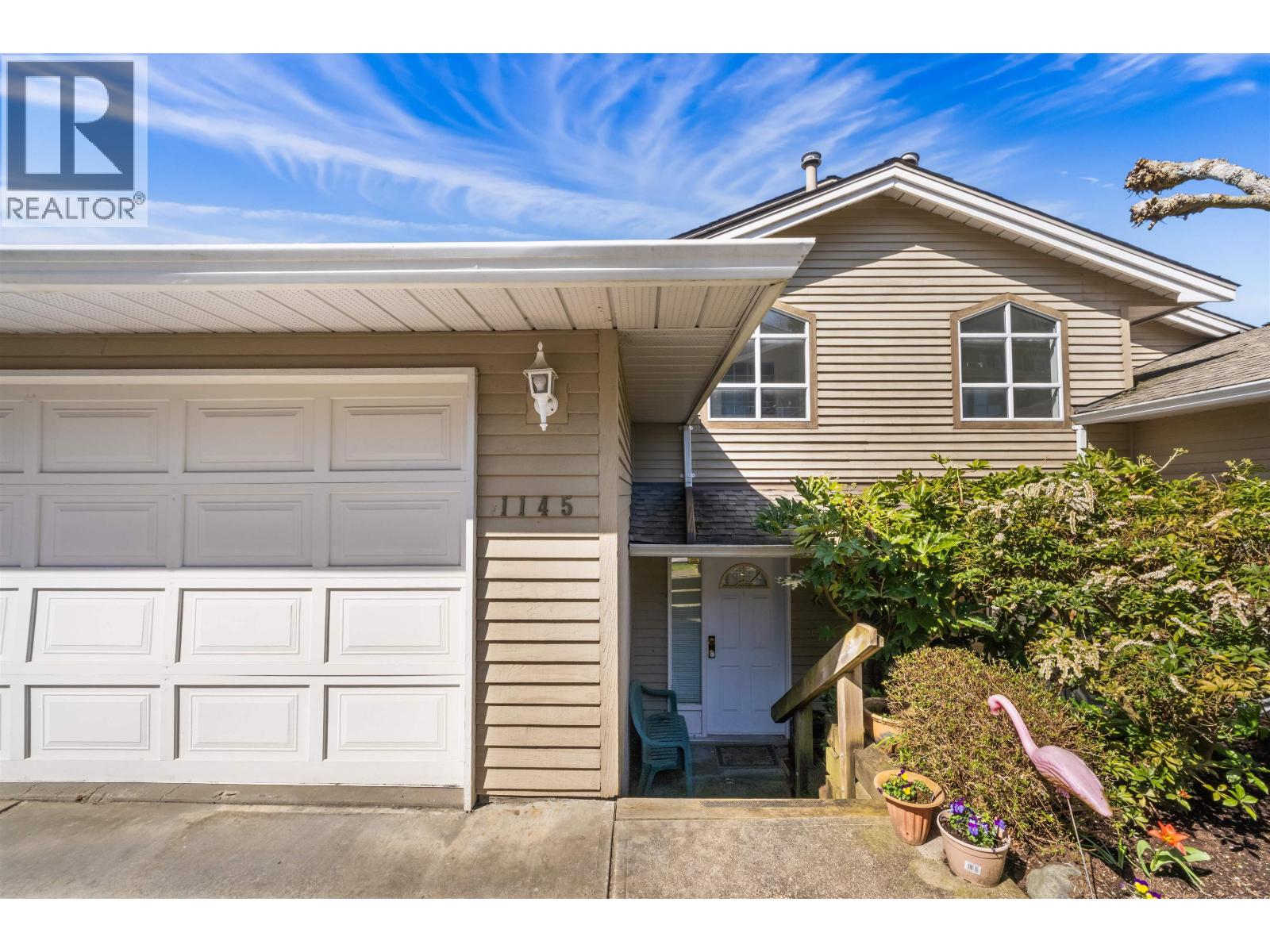 1145 O'FLAHERTY GATE, Port Coquitlam