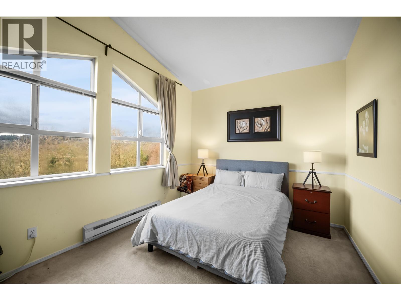 1145 O'FLAHERTY GATE, Port Coquitlam