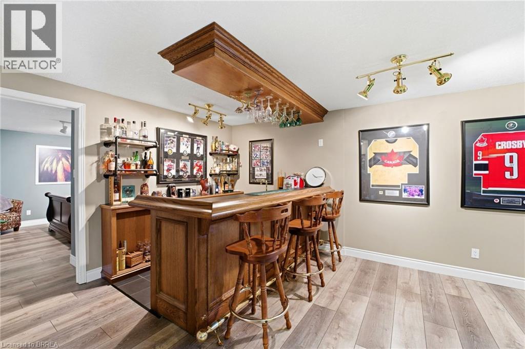 46 VICTOR Boulevard - 25