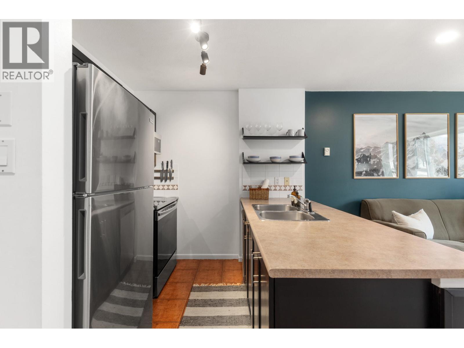 407 4314 MAIN STREET - photo 3
