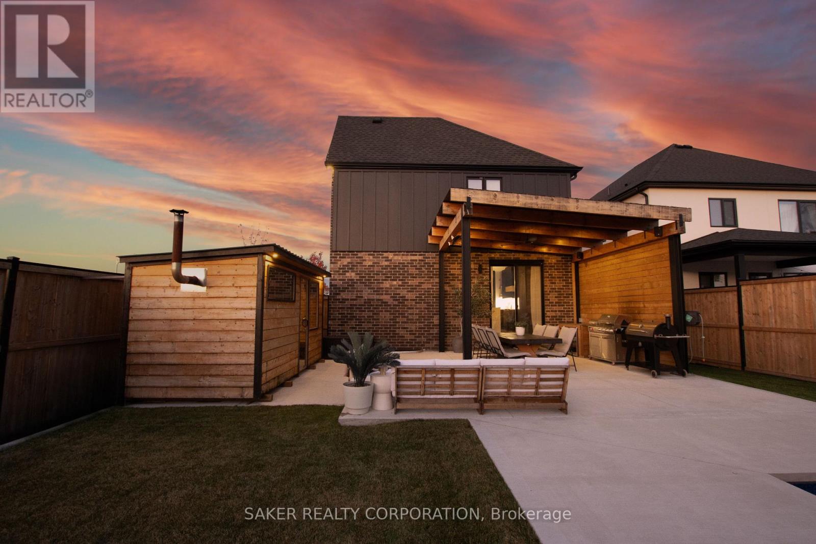 3 POOLE CRESCENT Property Photo