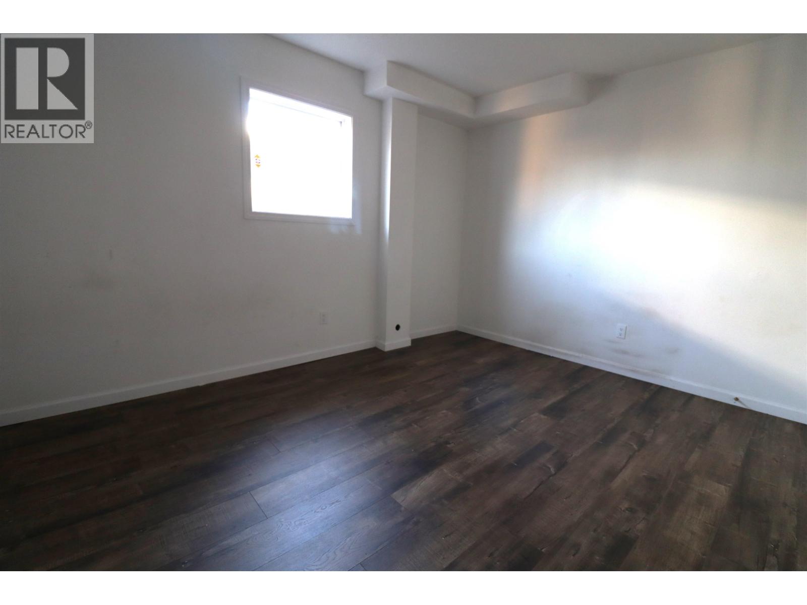 1930 SPRUCE STREET - 15