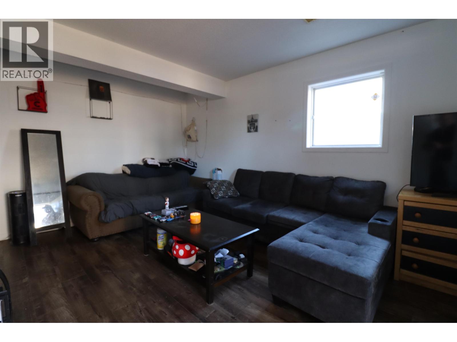 1930 SPRUCE STREET - 17