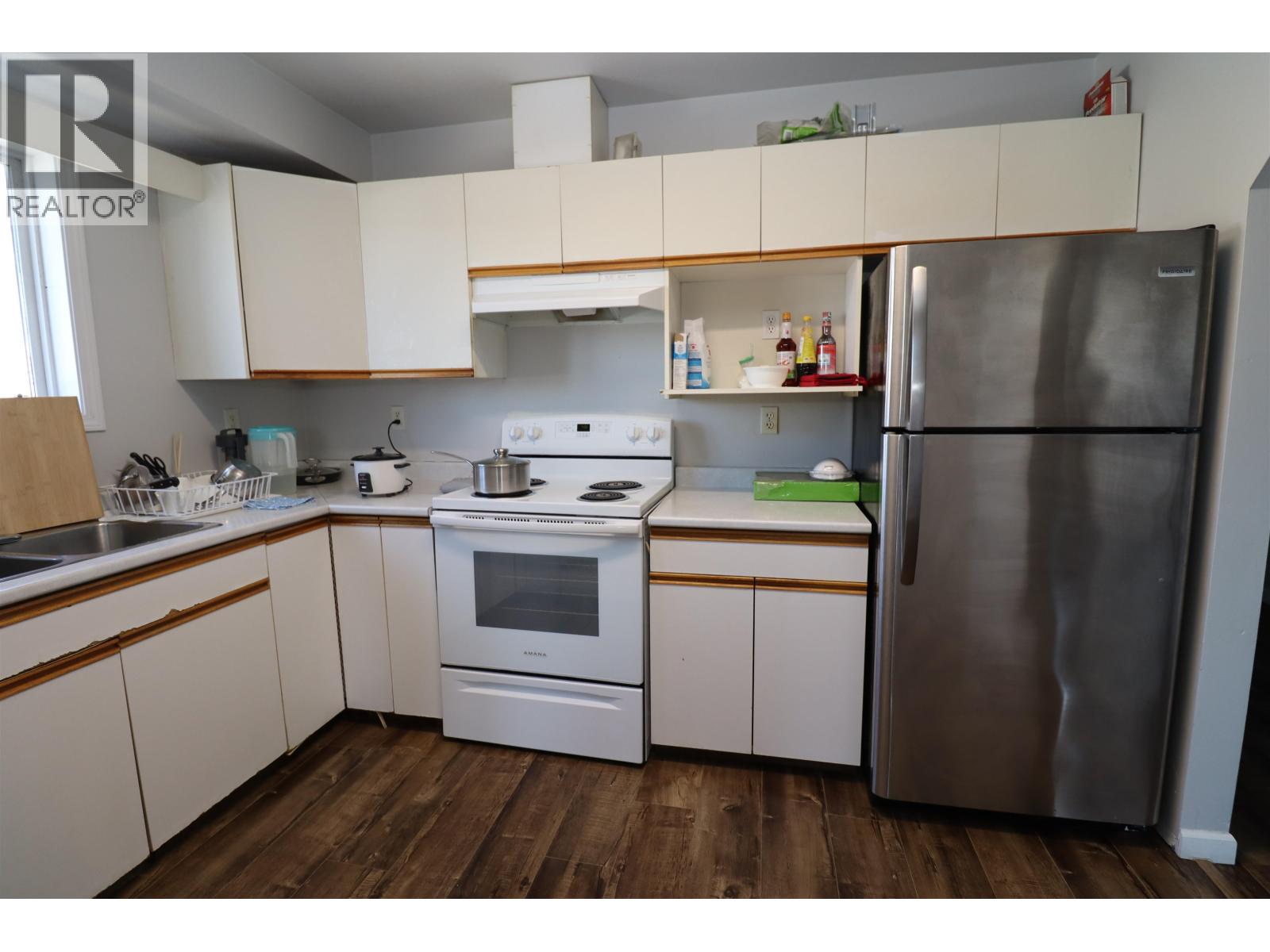 1930 SPRUCE STREET - 4