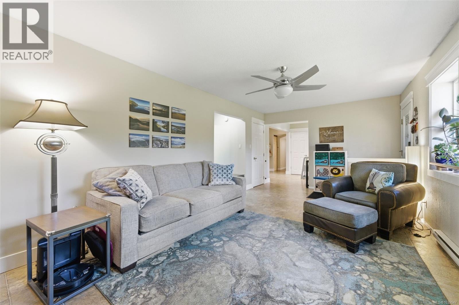 1704 Whiffin Spit Rd - 13