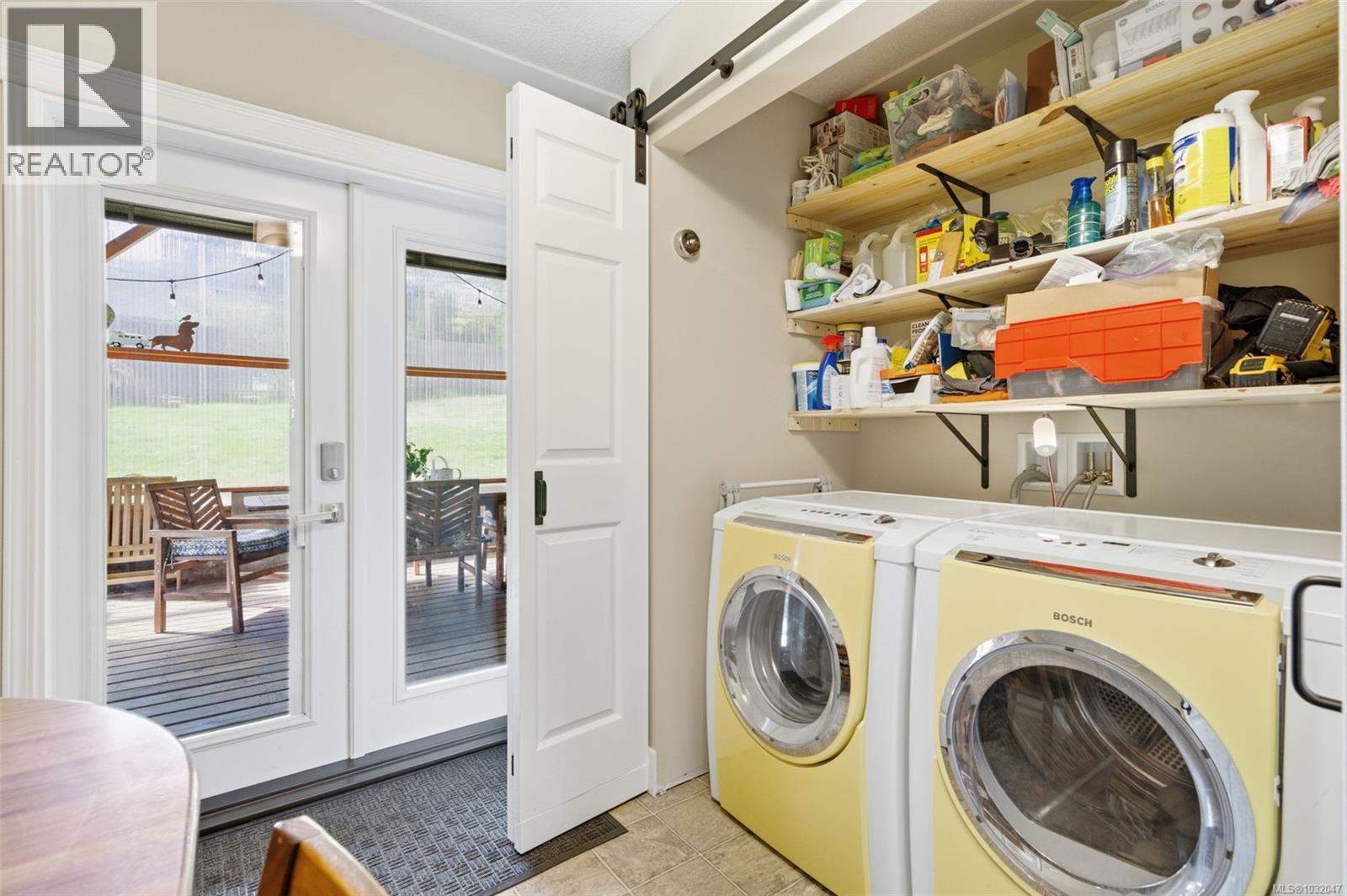 1704 WHIFFIN SPIT RD - 19