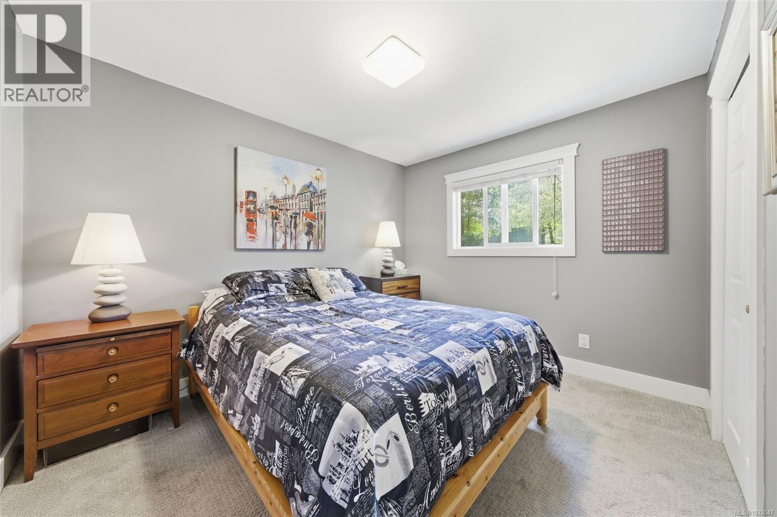 1704 WHIFFIN SPIT RD - 26