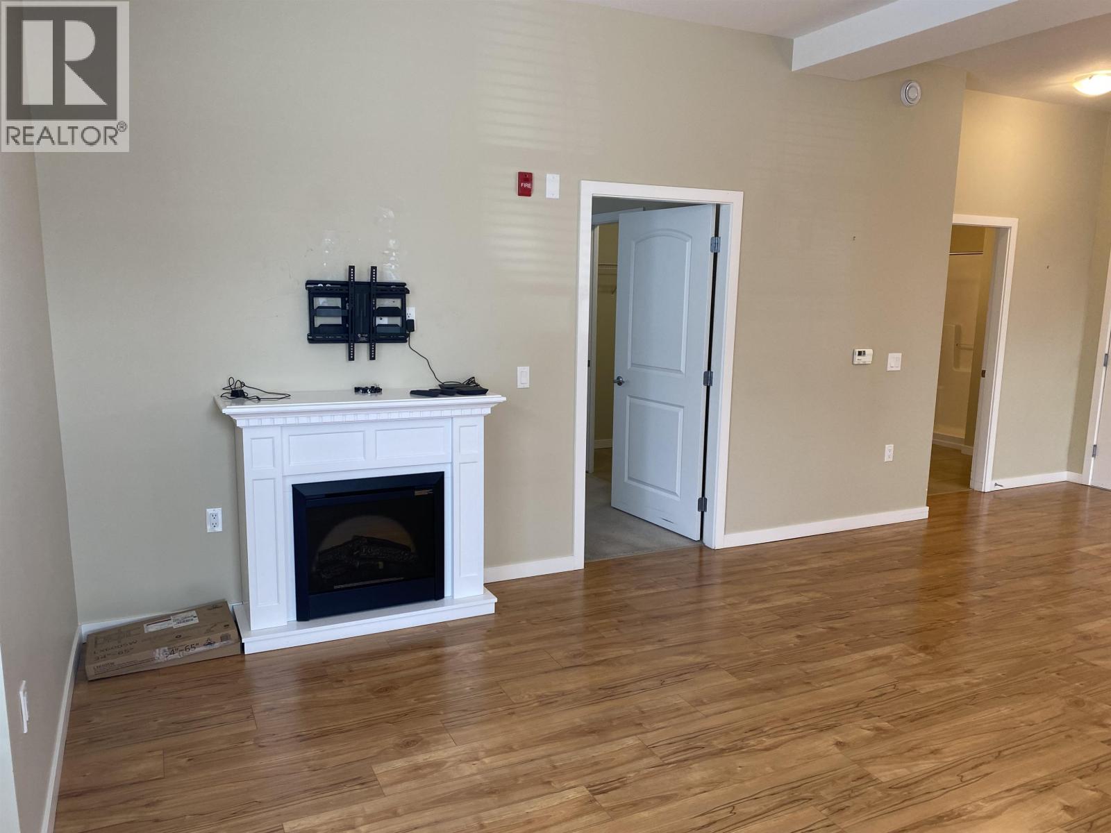 #106 1444 20TH AVENUE - 15