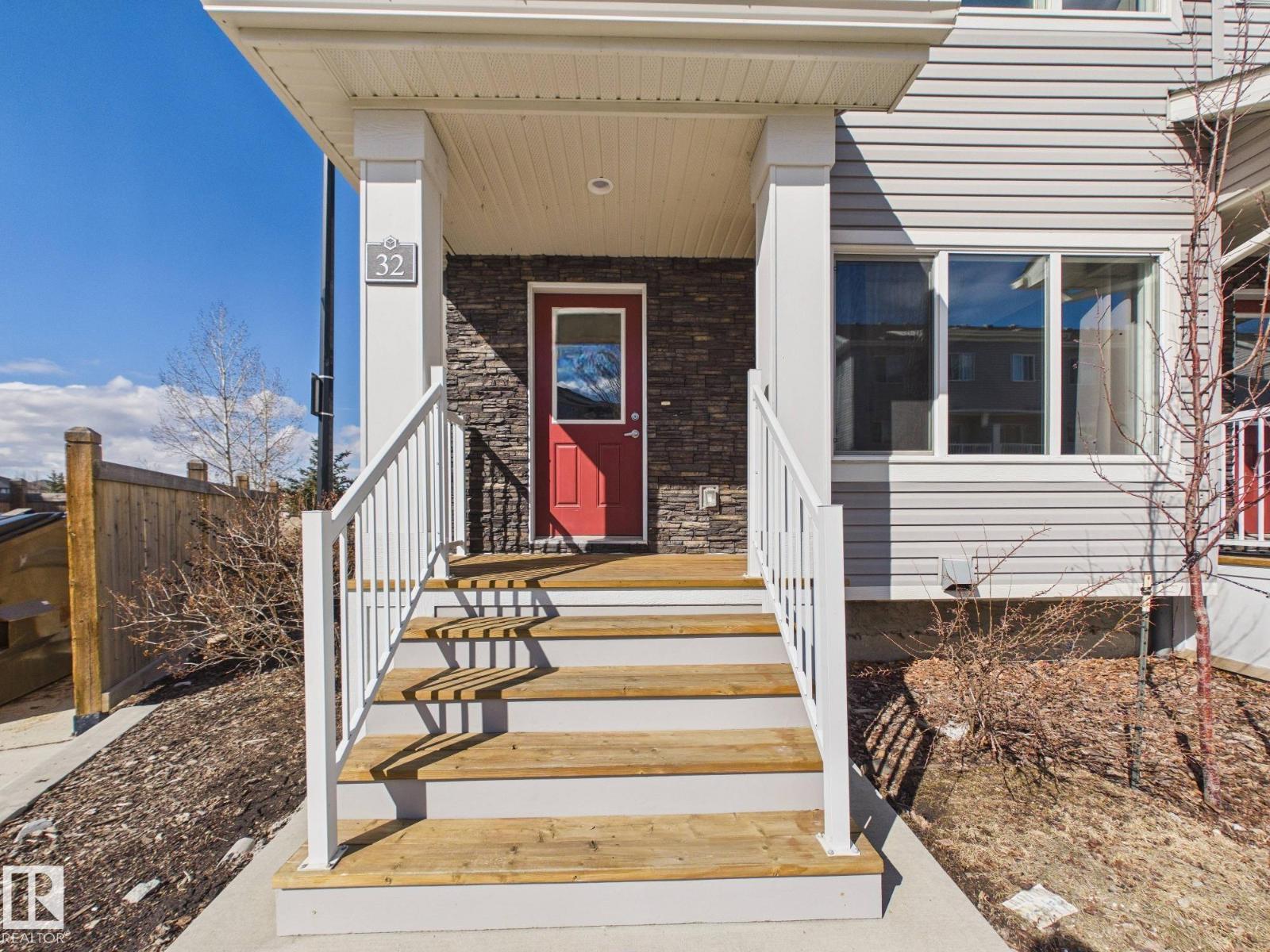 #32 2121 Haddow DR NW - 1