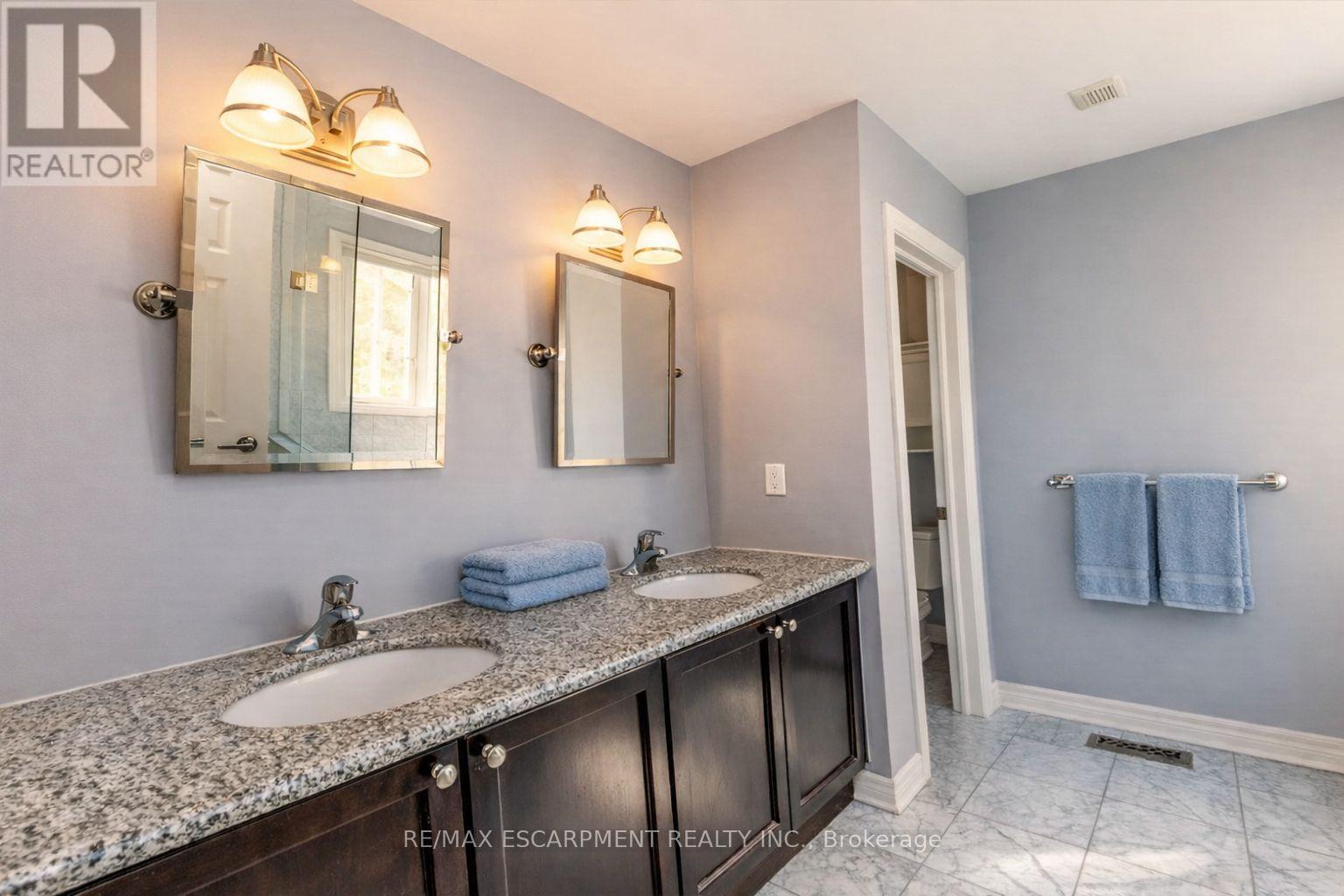 1203 LORNE PARK ROAD — photo 16
