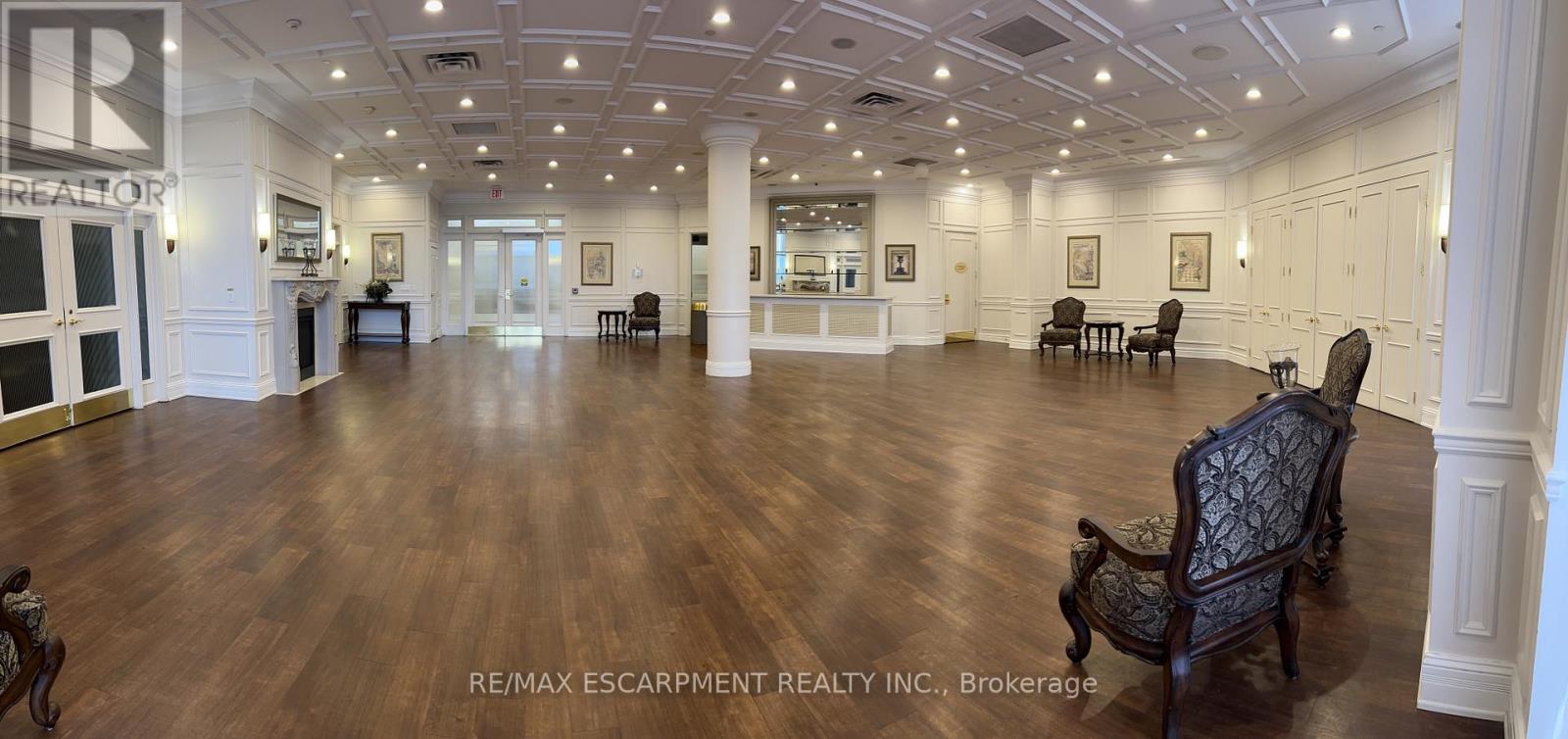 2706 - 35 KINGSBRIDGE GARDEN CIRCLE — photo 48