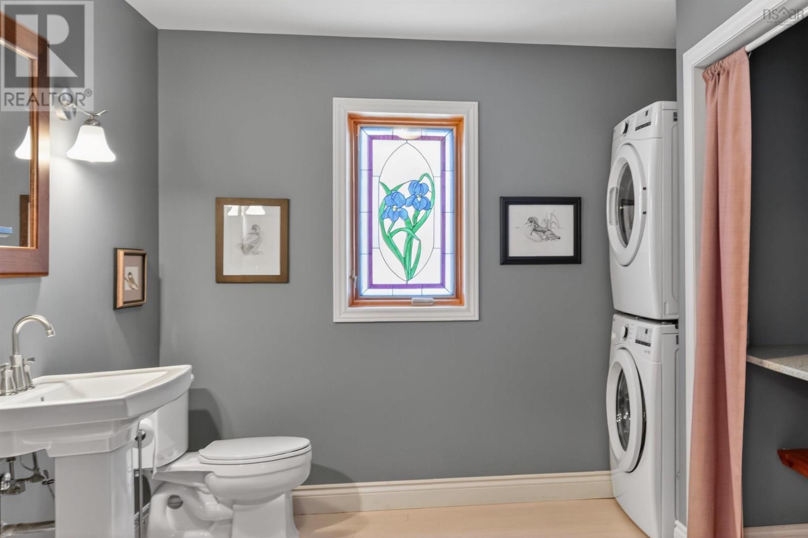 Property 35 of 50 of 11 Wharf Road