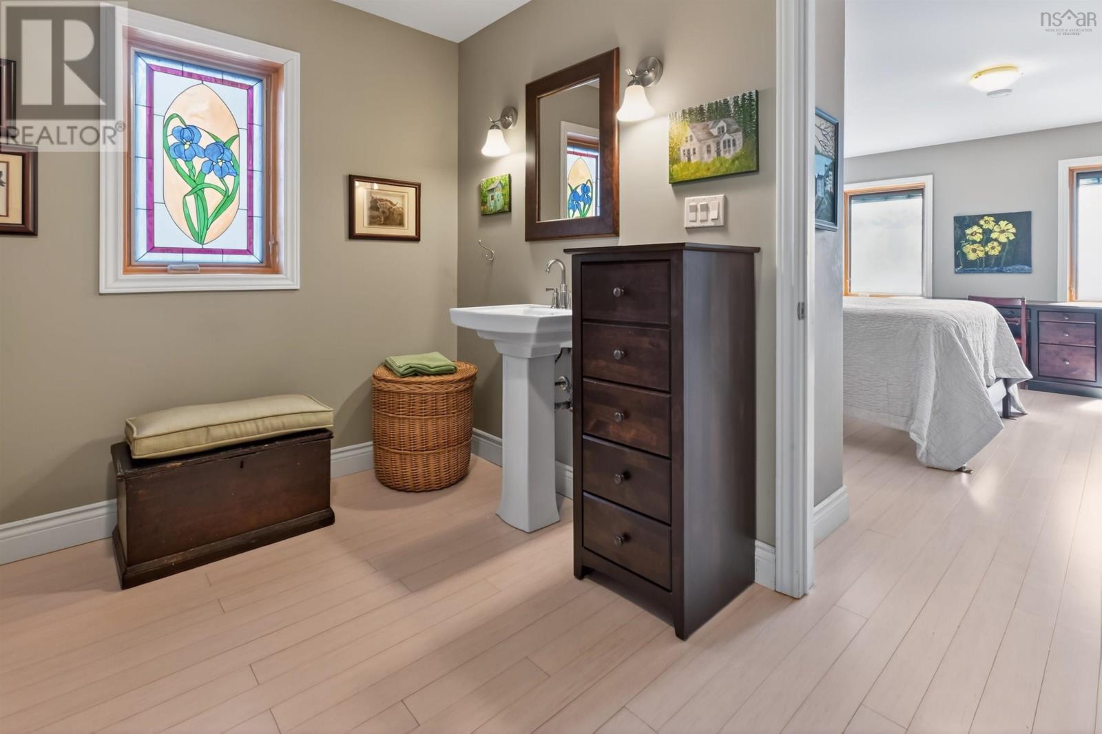 Property 38 of 50 of 11 Wharf Road