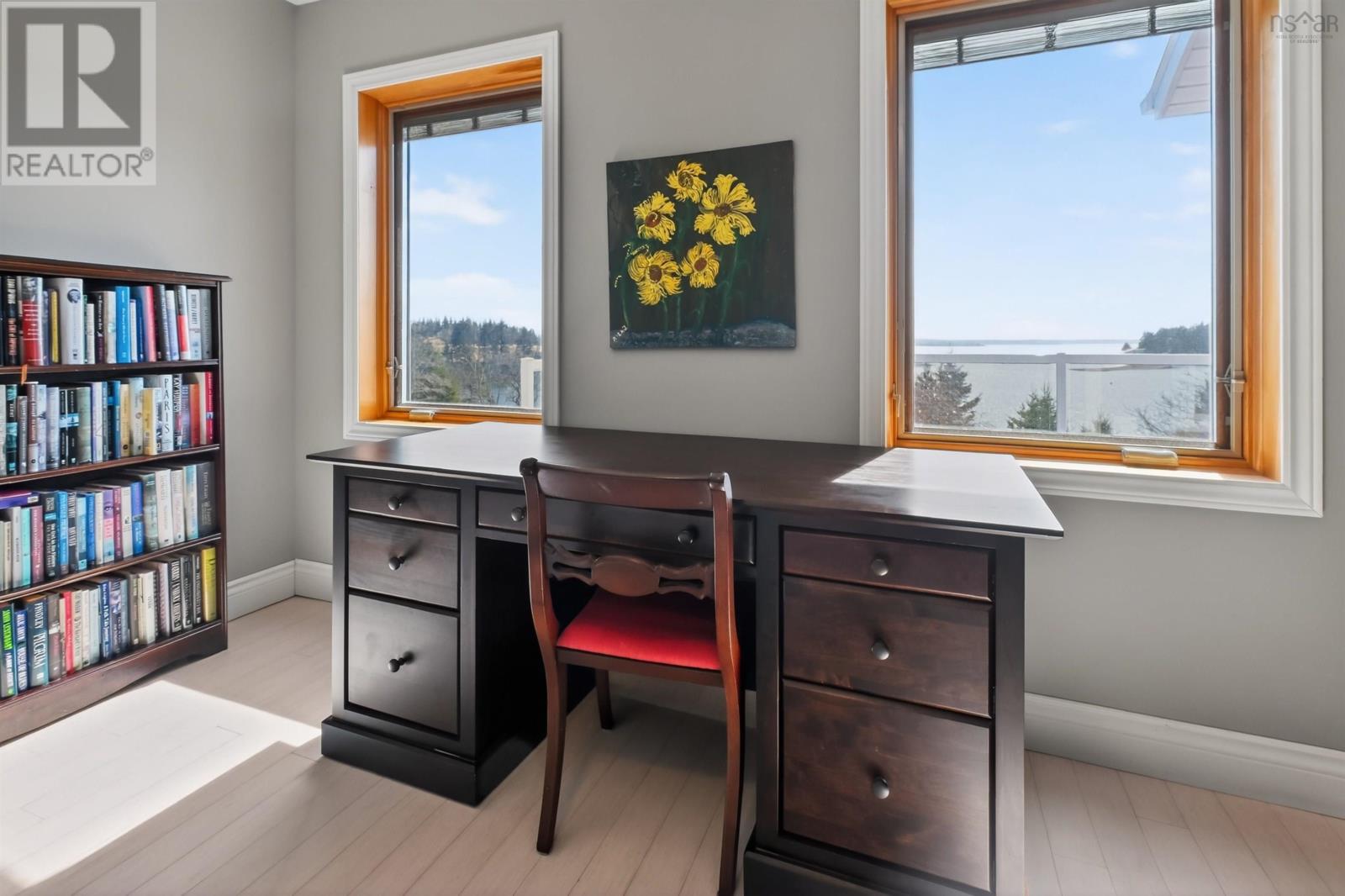 Property 37 of 50 of 11 Wharf Road