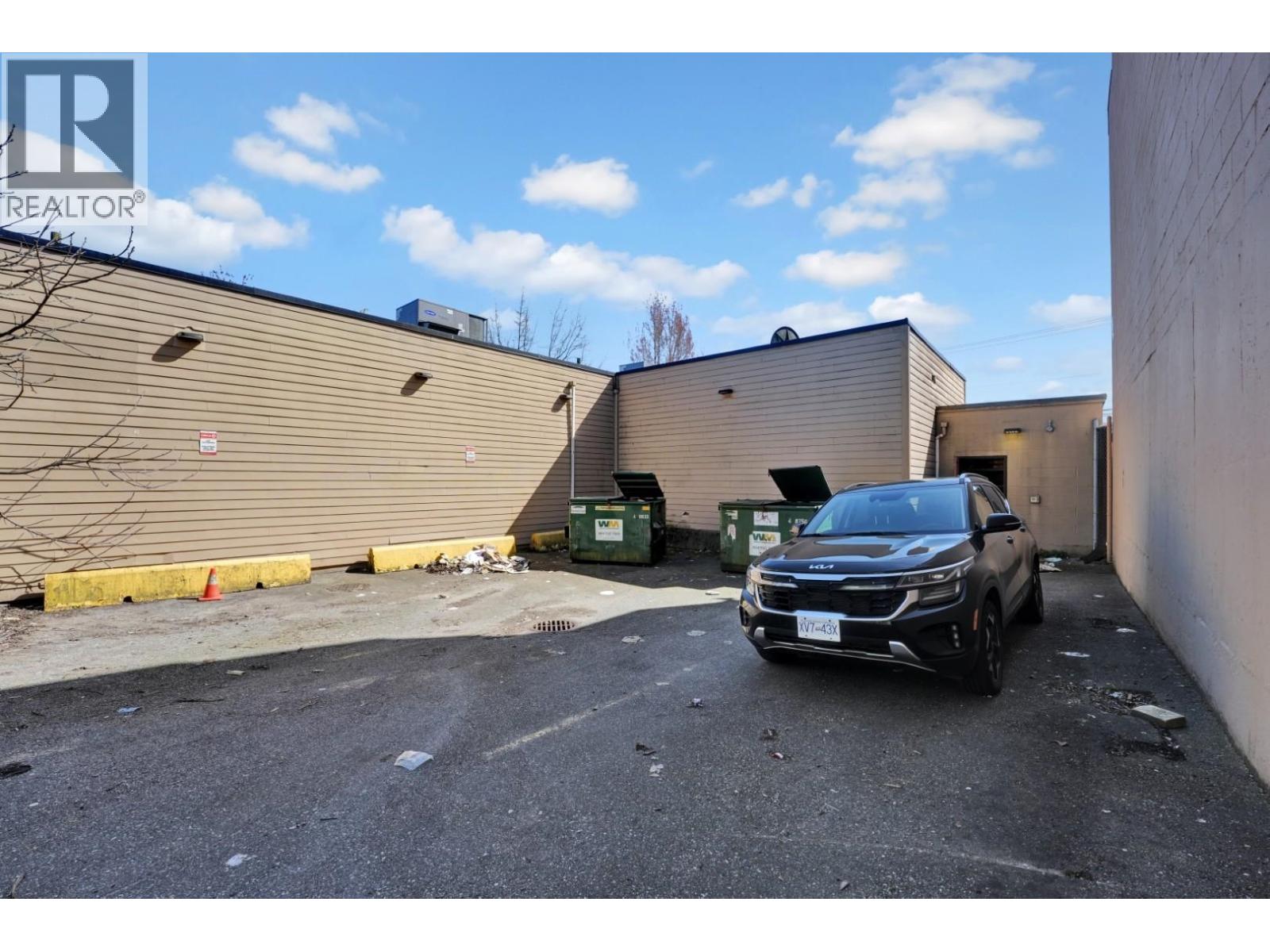 Retail for Rent in Vancouver – 2601 COMMERCIAL DRIVE, Vancouver - Image 11