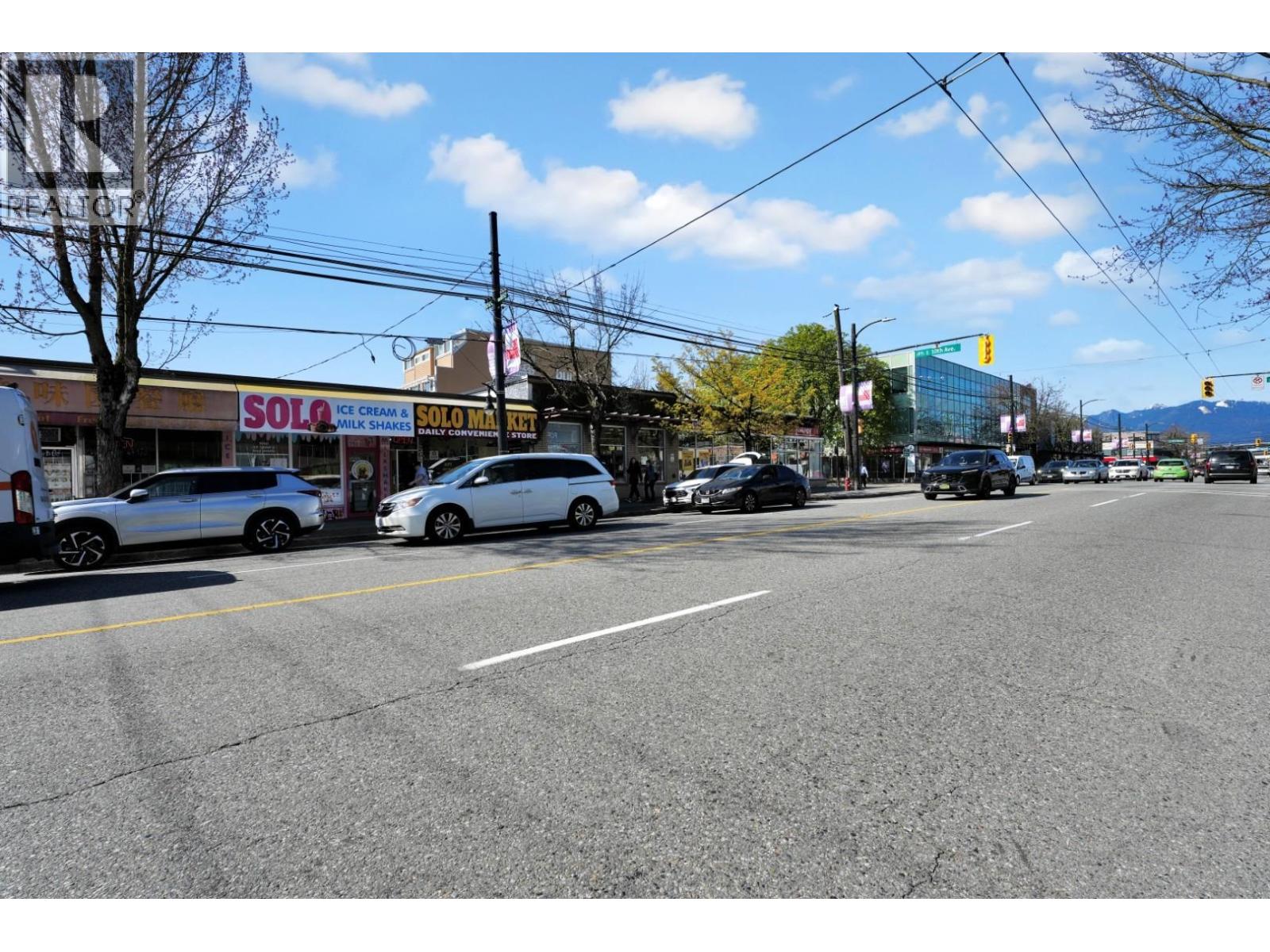 Retail for Rent in Vancouver – 2601 COMMERCIAL DRIVE, Vancouver - Image 10